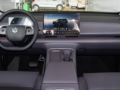 2025 Leapmotor C10 Image 13